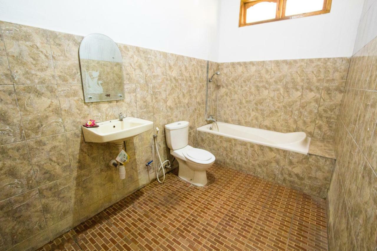 Pondok Wisata Elsa 2 Hotel Lovina Екстериор снимка